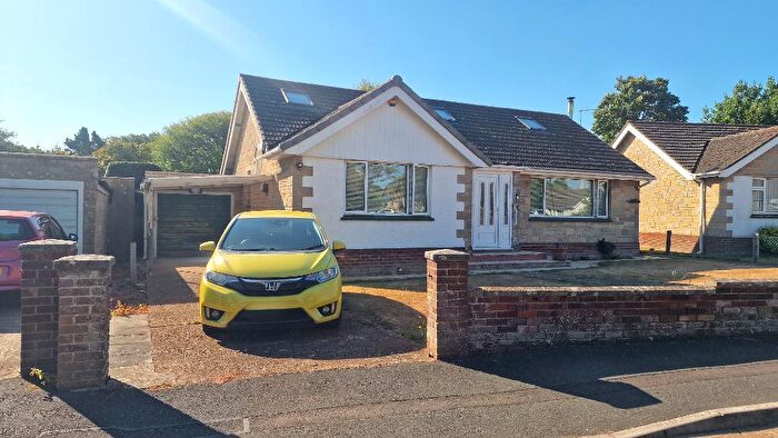 3 Bedroom Detached Bungalow For Sale In Meadow Drive, Bembridge, Isle Of Wight, PO35