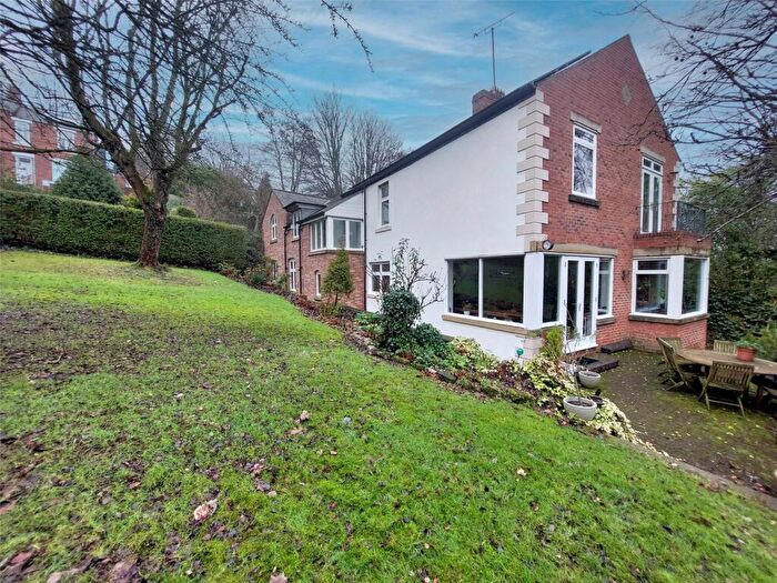 5 Bedroom Detached House For Sale In Sidegate, Durham, DH1