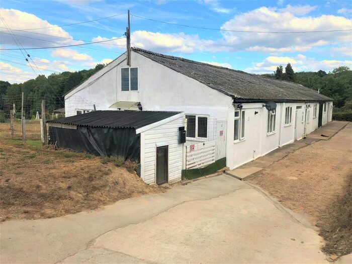 2 Bedroom Bungalow To Rent In Ockhams Farm Cottages, Shernden Lane, Marsh Green, Edenbridge, TN8