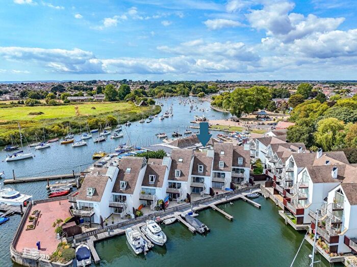 3 Bedroom Town House For Sale In Quay Road, Christchurch, BH23