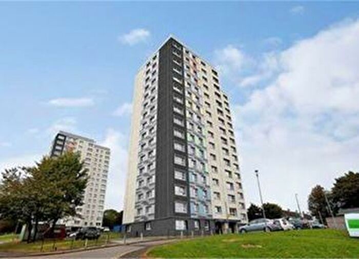 2 Bedroom Flat To Rent In Rosehill Court, Aberdeenshire, AB16