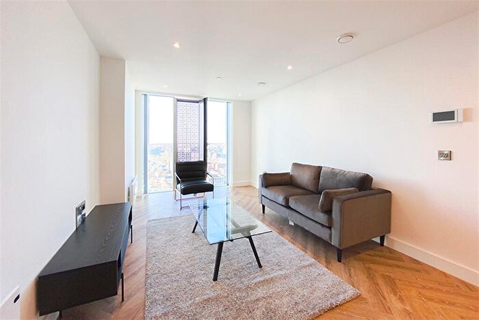 2 Bedroom Apartment To Rent In Elizabeth Tower, M15