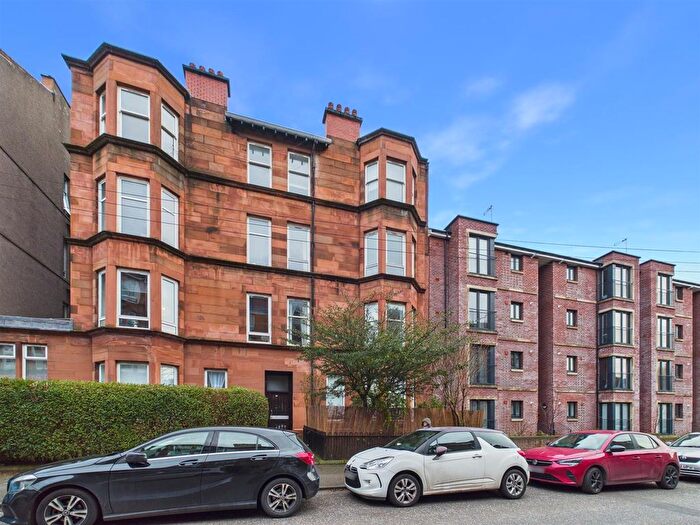 2 Bedroom Flat For Sale In Meadowpark Street, Glasgow, G31