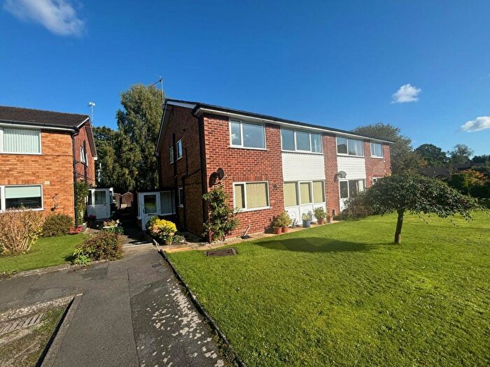 2 Bedroom Maisonette To Rent In The Longlands, Barnt Green, Birmingham, Worcestershire, B45