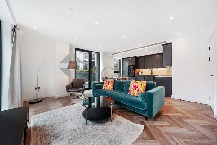 3 Bedroom Apartment To Rent In Merino Gardens, London Dock, E1W