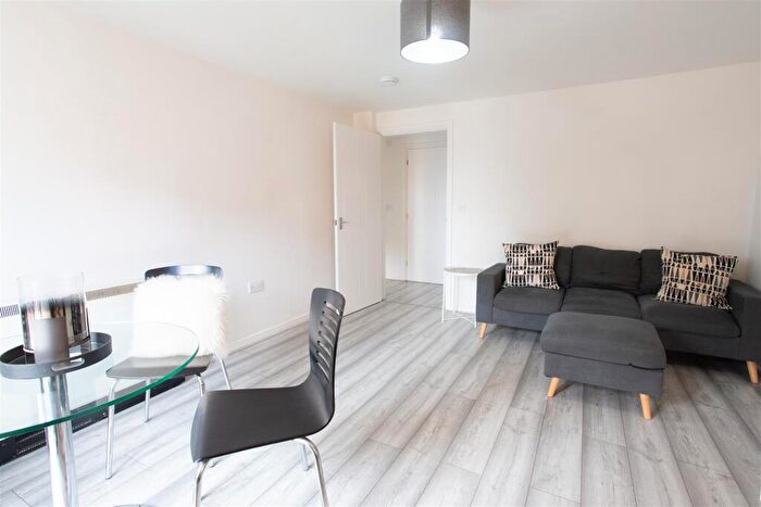 2 Bedroom Apartment For Sale In Sandy Lane, Coventry * Vacant & Immaculate Throughout *, CV1 - Photo 7