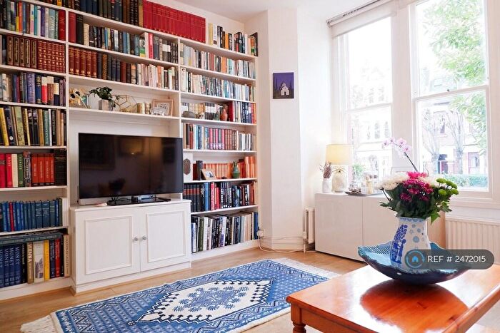 2 Bedroom Flat To Rent In Whitehall Park, London, N19