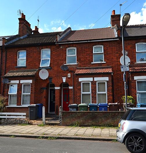 2 Bedroom Maisonette To Rent In Belmont Road, Harrow, London, HA3