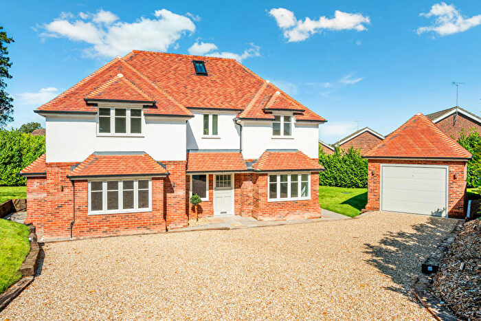 5 Bedroom Detached House For Sale In B, The Avenue, Tadworth, KT20