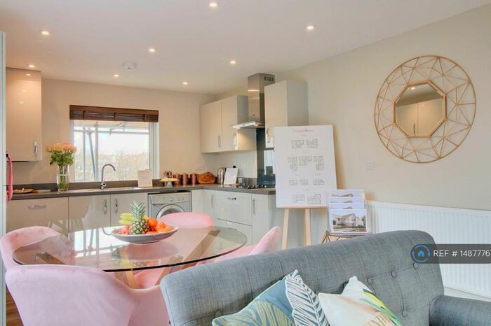 2 Bedroom Flat To Rent In Church Road, Saltash, PL12