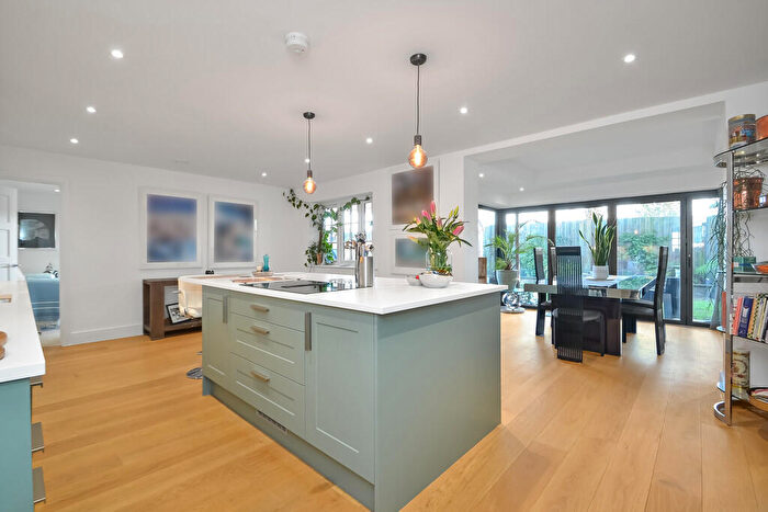 4 Bedroom Detached House For Sale In Wickham, Hampshire, PO17