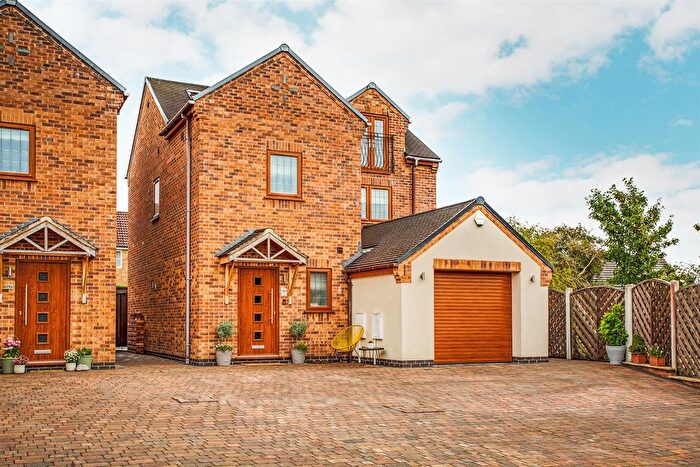 4 Bedroom Property For Sale In Laund Avenue, Belper, DE56