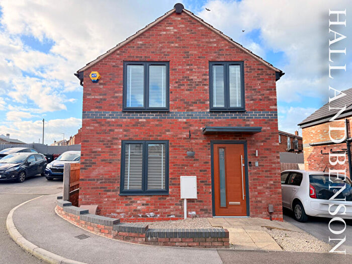 3 Bedroom Detached House To Rent In Sunshine Close, Pinxton, NG16