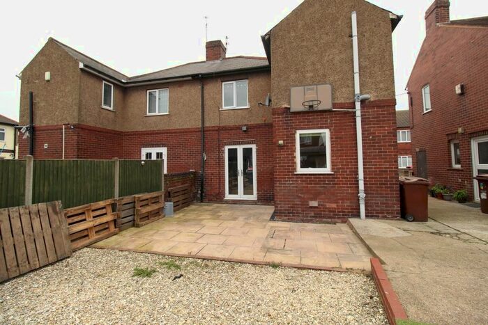 3 Bedroom Semi-Detached House To Rent In Rhyl Street, Featherstone, Pontefract, WF7