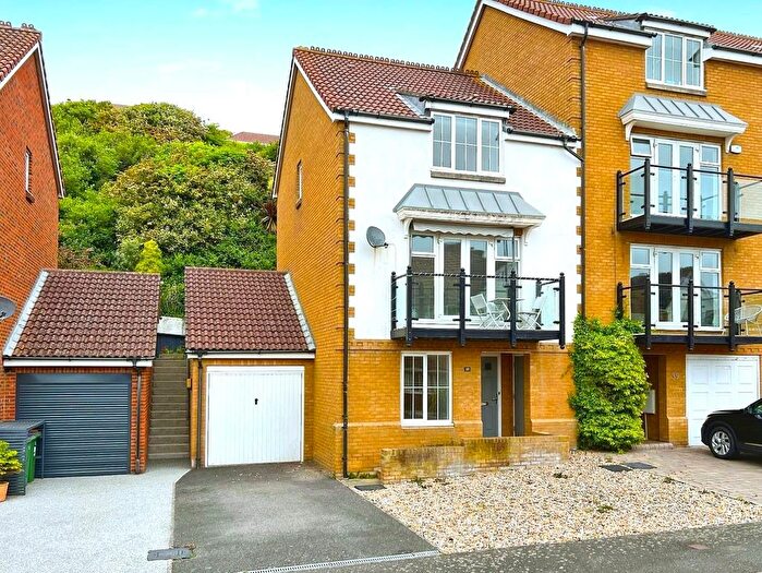 4 Bedroom End Terrace House For Sale In Alexandra Corniche, Hythe, CT21