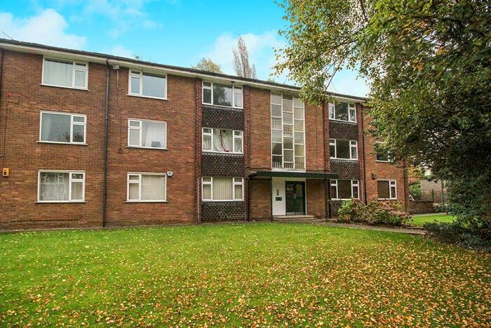 2 Bedroom Flat To Rent In Barlow Moor Court, Didsbury, Manchester, M20