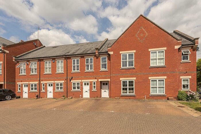 3 Bedroom Terraced House To Rent In Beningfield Drive, London Colney, St.Albans, AL2