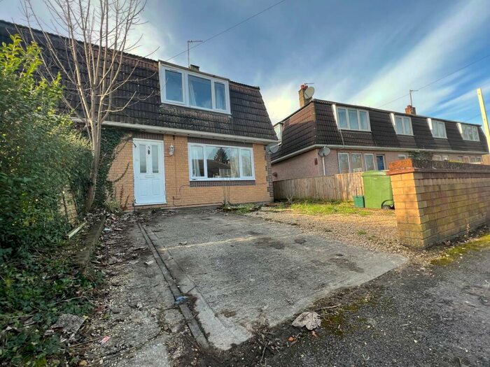 3 Bedroom Detached House To Rent In Hardings Close, Oxford, OX4