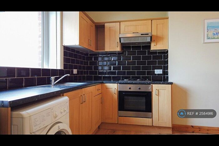 2 Bedroom Terraced House To Rent In Sunny Grove, Morley, Leeds, LS27