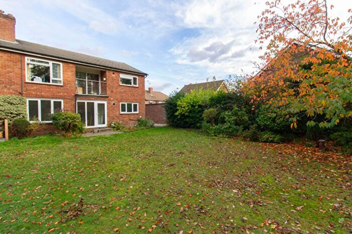 2 Bedroom Flat To Rent In Victoria Road, Fleet, GU51