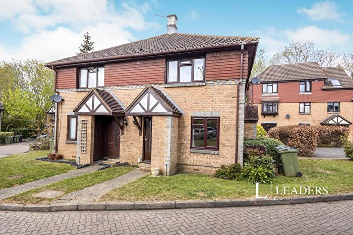 1 Bedroom End Of Terrace House To Rent In Burpham Village, Near Guildford, GU4