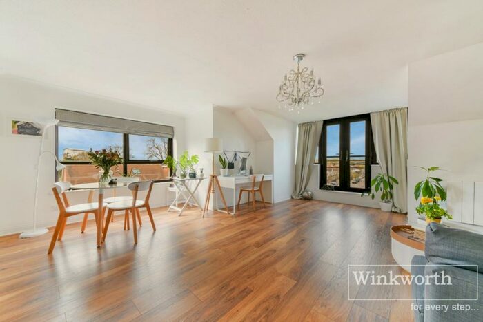 1 Bedroom Apartment To Rent In Croydon Road, Beckenham, BR3