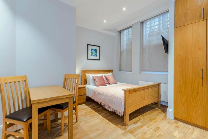 1 Bedroom Studio To Rent In Courtfield Gardens, Kensington, London, SW5