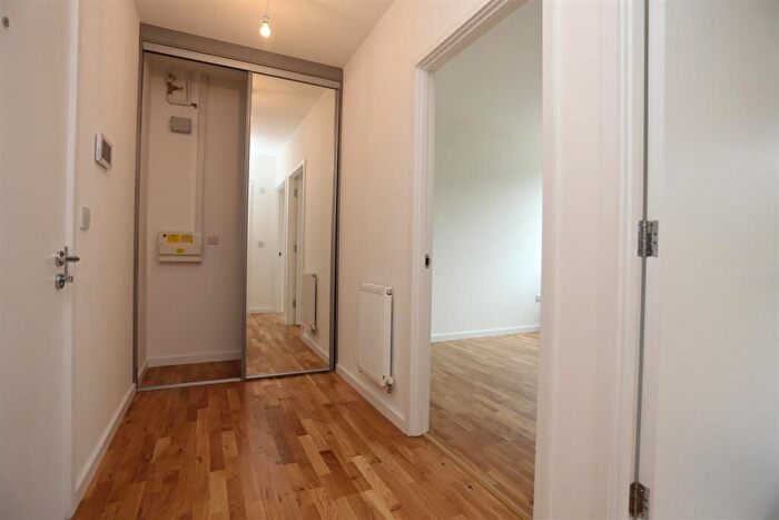 1 Bedroom Flat To Rent In Portland Road, Hove, BN3