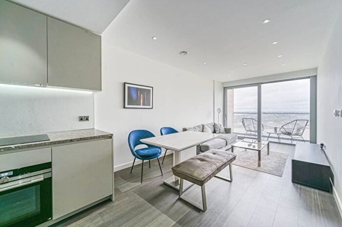 1 Bedroom Flat For Sale In Cutter Lane, North Greenwich, London, SE10