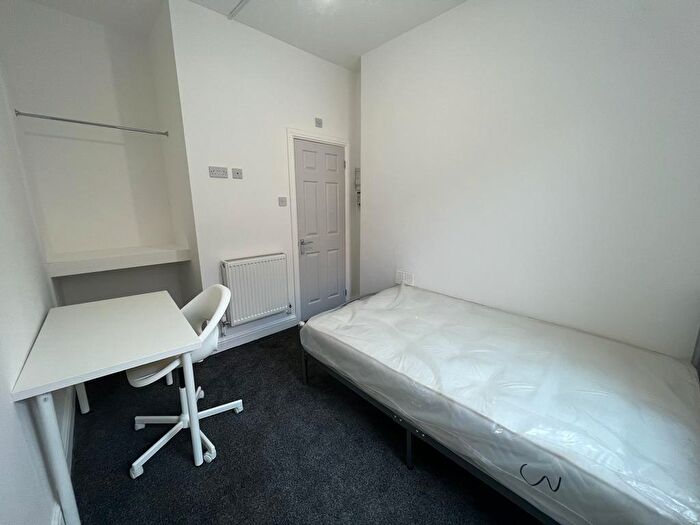 Studio To Rent In Alfreton Road, Nottingham, Nottinghamshire, NG7