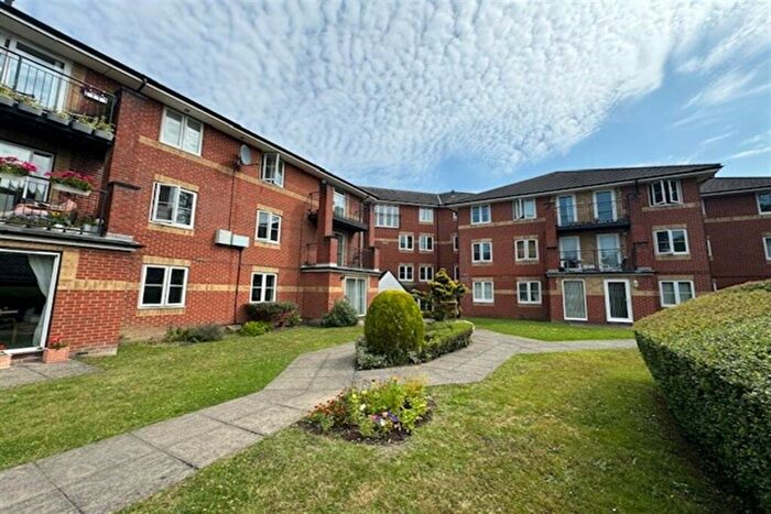 1 Bedroom Apartment To Rent In Banister Park, SO15