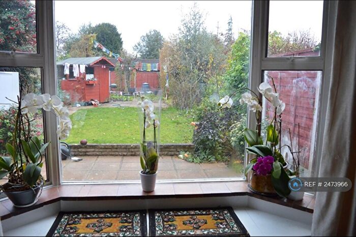 2 Bedroom Maisonette To Rent In Teresa Court, Sutton, SM2