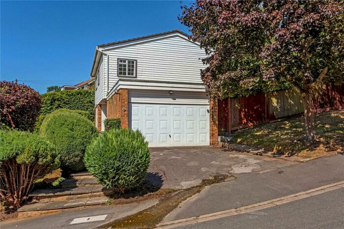 4 Bedroom Detached House To Rent In Shefton Rise, Northwood, Middlesex, HA6