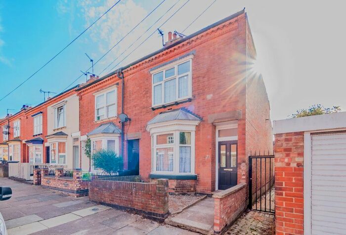 5 Bedroom Terraced House To Rent In Lytton Road, Leicester, LE2