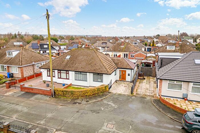 3 Bedroom Semi Detached Bungalow For Sale In Kenview Close, Widnes, WA8