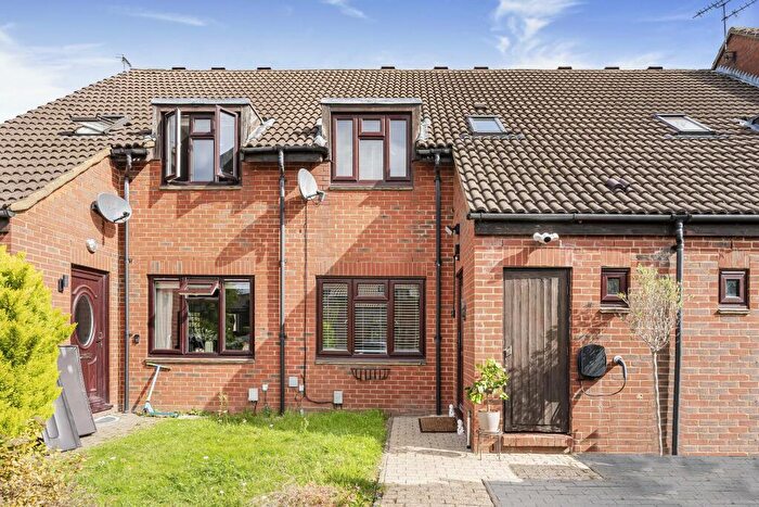 3 Bedroom Terraced House For Sale In Glenwood, Welwyn Garden City, Hertfordshire, AL7