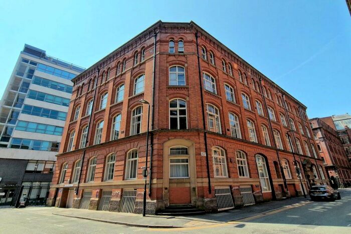 2 Bedroom Apartment To Rent In China House, Harter Street, M1