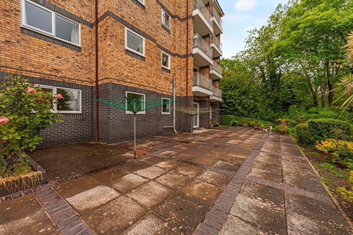 2 Bedroom Flat For Sale In Stow Park Crescent, Kingsdale Court, NP20