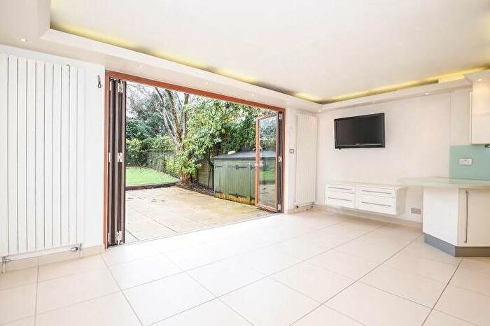 4 Bedroom Terraced House To Rent In Hornby Close, London, NW3