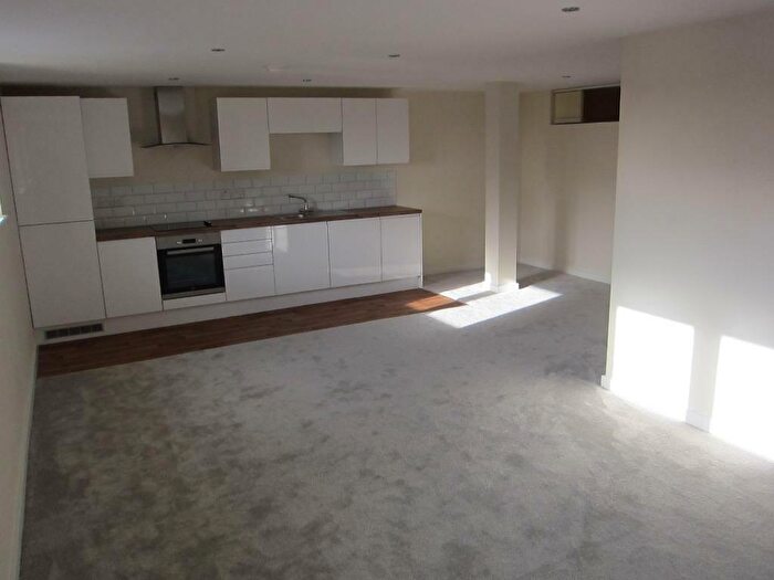 1 Bedroom Flat To Rent In Wharncliffe Road, Ilkeston, DE7