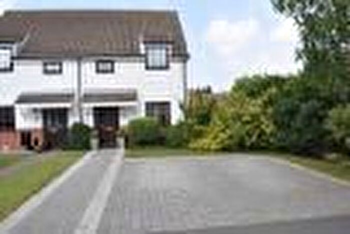 3 Bedroom Semi-Detached House To Rent In Farriers Close, Martlesham, IP5