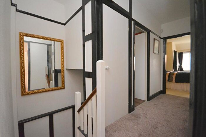 4 Bedroom Detached House For Sale In Northdown Park Road, Margate, CT9