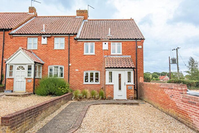 3 Bedroom End Of Terrace House For Sale In Charming Three Bedroom Home In South Creake, NR21