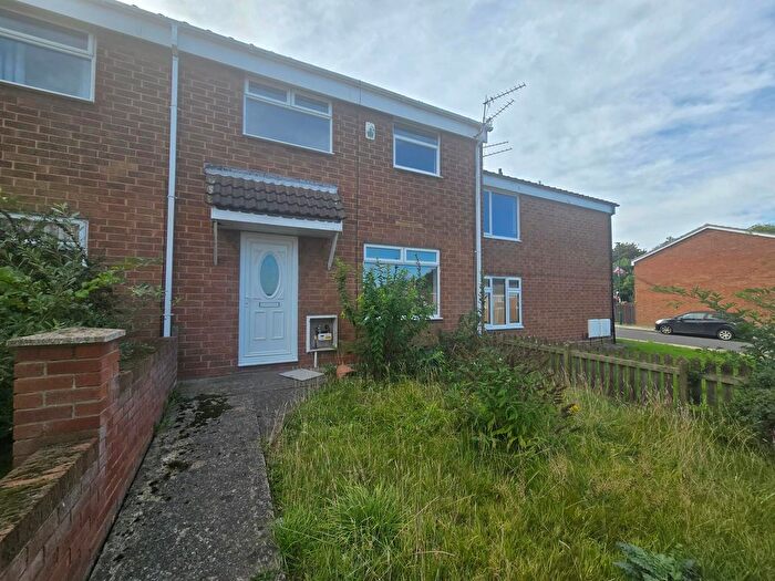 3 Bedroom Terraced House To Rent In Holmefields Road, Middlesbrough, TS6