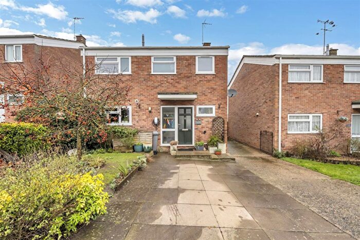 4 Bedroom Detached House For Sale In Abbotsbury Road, Bury St. Edmunds, IP33