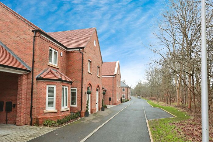 1 Bedroom Flat For Sale In Gorell Road, Wilton Park, Beaconsfield, HP9