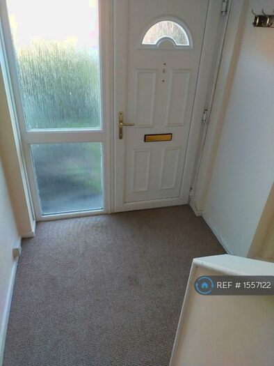 1 Bedroom Maisonette To Rent In Vicarage Close, Bromsgrove, B60