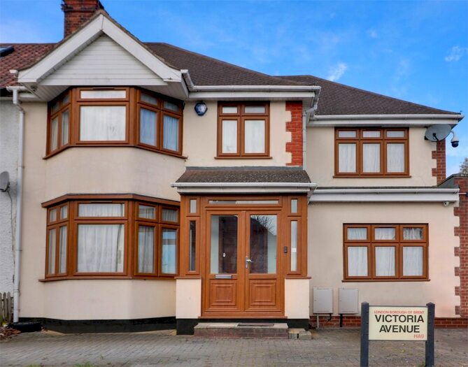 6 Bedroom Semi-Detached House To Rent In Victoria Avenue, Wembley, HA9