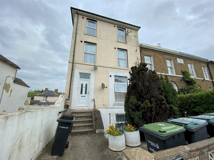 1 Bedroom Flat To Rent In Milton Road, Gravesend, DA12