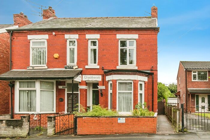 3 Bedroom Semi-Detached House For Sale In St. Georges Road, Winsford, CW7